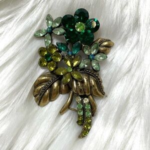 Vintage Y2K Floral Brooch Pin With Green Crystals and Gold Accents